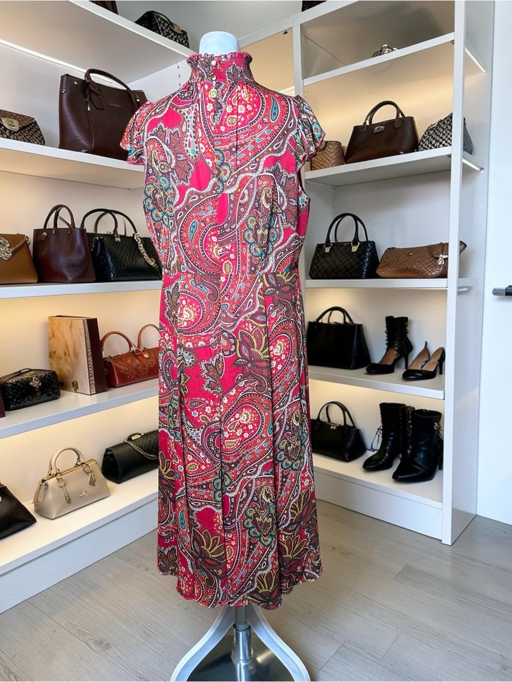 Tommy Hilfiger Paisley Maxi Dress
Size 12 - Picture 5 of 13